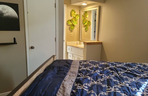 Lee's Summit Casa | Pet-friendly House with a Beautiful Yard