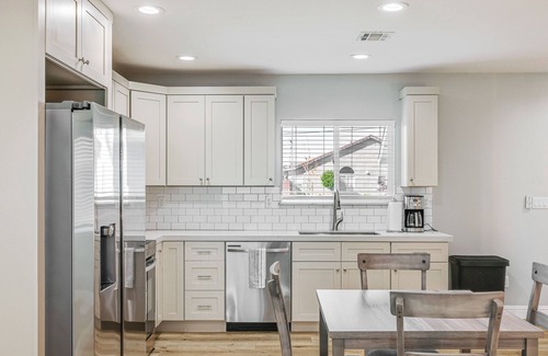 Hughson Casa | Pet-Friendly Hughson Getaway, 9 Mi to Modesto!