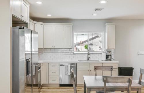 Hughson Casa | Pet-Friendly Hughson Getaway, 9 Mi to Modesto!