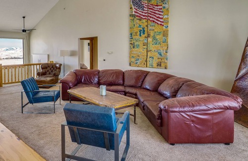 Kamas Casa | Pet-Friendly Kamas Home w/ Stunning Mountain Views