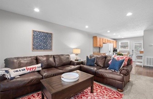 Sharps Chapel Casa | Parson Shores Lodge # 2 condominio aislado con muelle privado.
