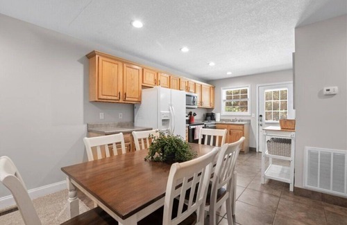 Sharps Chapel Casa | Parson Shores Lodge # 2 condominio aislado con muelle privado.
