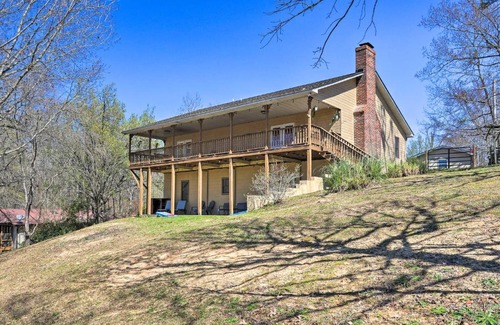 Waterloo Casa | Pet-Friendly Lakefront Retreat with Deck and Dock