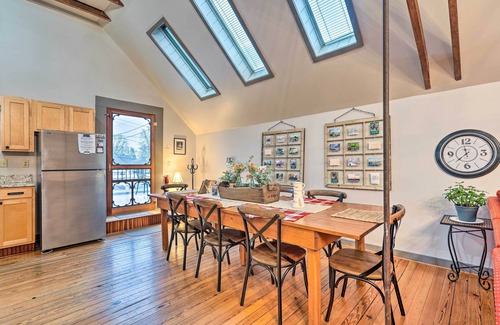 Bemus Point Apartamento | Pet-Friendly Loft Vacation Rental w/ Fire Pit!