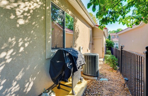 Longmont Casa | Pet-Friendly Longmont Home w/McIntosh Lake Access