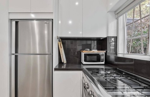 Bellevue Hill Apartamento | Pet Friendly Modern Apartment in Rose Bay near water