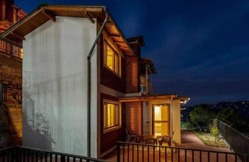 Kaul Casa | Pet-Friendly mountain view 2 bedroom cottage C1