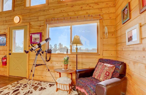 Como Cabina | Stargazer's Paradise, Mountain Views, Pets Welcome