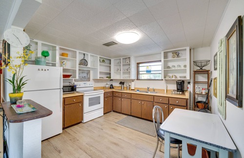 Mount Dora Apartamento | Pet-Friendly Mt Dora Apartment w/ Deck - Near Lake