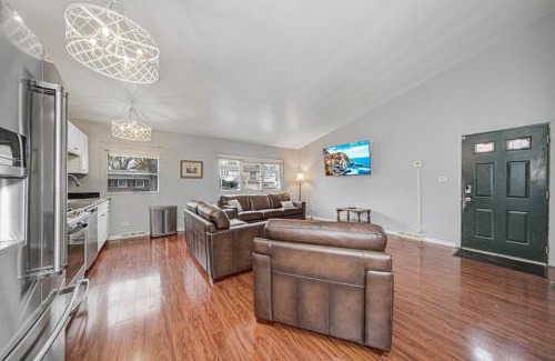Villa Park Casa | Pet Friendly Near Airport 25Mi to Downtown CHI