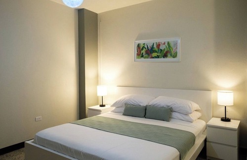 Miramar Apartamento | Pet Friendly | Near Old San Juan | Free Parking | AC