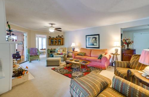 New Concord Casa | Pet-Friendly New Concord Vacation Rental on Lake!