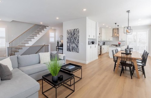 Admiral Estates Casa | Pet Friendly New Construction with a pool only a short distance to the beach!