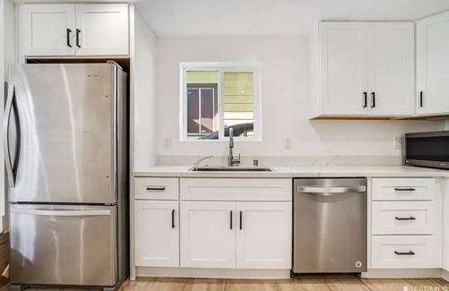 Longfellow Apartamento | Pet-Friendly North Oakland Sanctuary