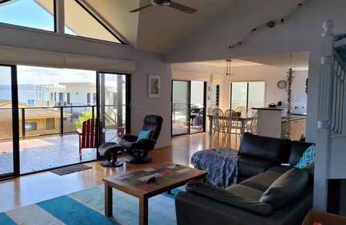 Long Beach Cabaña | Pet Friendly Paradise on Long Beach