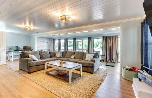 Southmont Casa | Pet-Friendly Paradise with Private Dock in Lexington