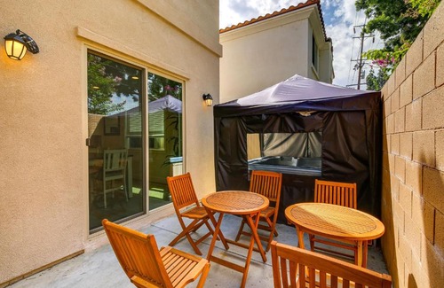 Paramount Casa | Pet-Friendly Paramount Home, 16 Mi to Los Angeles!