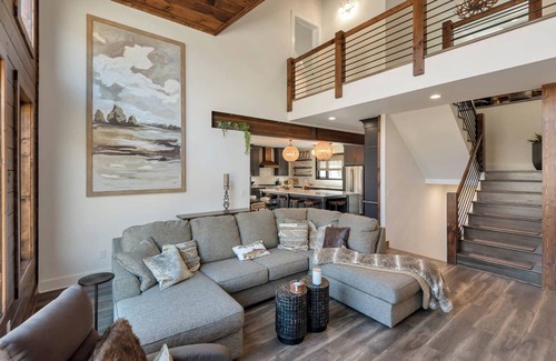 Lansing Casa | Luxury Riverfront Retreat - Game Room + Hot Tub + Lounge & Bar + Chef's Kitchen