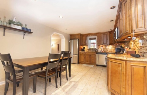Town Bank Casa | Pet-Friendly - Pool - Shuffleboard - Foosball - XBox - The perfect Cape May retreat for your whole family!
