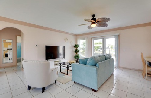 Port Charlotte - Charlotte Harbor Casa | Pet-Friendly Port Charlotte Home with Canal Access!