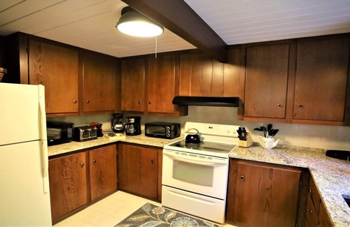 Campton Casa | Pet-Friendly Private Vacation Home in the White Mountains (SH70C)