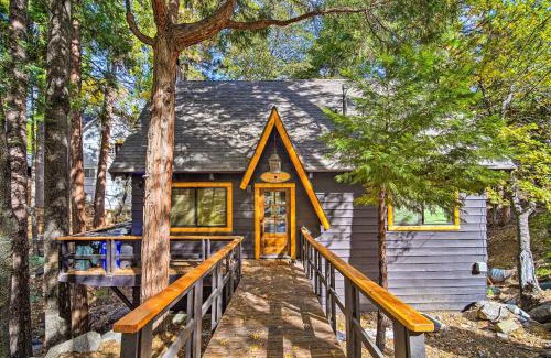 Cedar Glen Casa | Pet-Friendly Retreat with Game Room and Fire Pit!