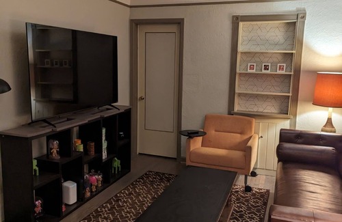 North Park Hill Casa | Pet Friendly Retro Oasis in Central Park/Park Hill. 2 bd w/dedicated work space