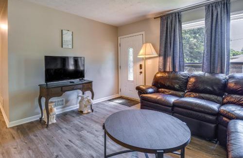 Church Street Casa | Pet-Friendly Rex Vacation Rental 18 Mi to Atlanta