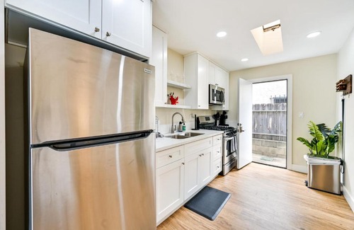 Lincoln Acres Apartamento | Pet-Friendly San Diego Studio about 14 Mi to Downtown