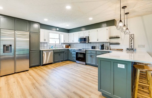 Shell Knob Casa | Pet-Friendly Shell Knob Retreat w/ Deck & Grill!