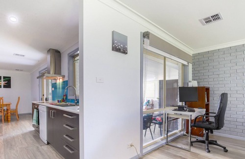 Tomakin Casa | Pet-Friendly Spacious Home by the Beach