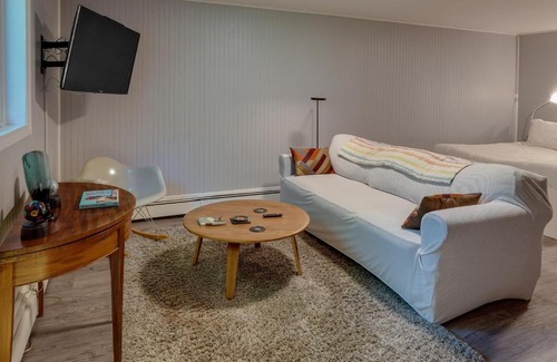 Staatsburg Apartamento | Pet-Friendly Staatsburg Studio - Near State Park