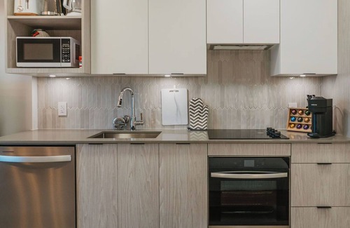 Downtown Kelowna Condominio | Pet-Friendly Studio in Kelowna