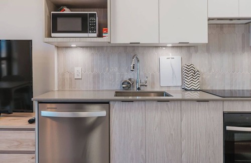 Downtown Kelowna Condominio | Pet-Friendly Studio in Kelowna