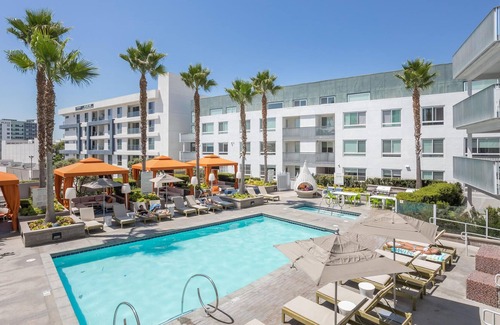 Downtown Apartamento | Pet Friendly Studio in Glendale + Parking