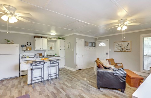 Vilonia Apartamento | Pet-friendly Studio w/ Yard & Fire Pit in Vilonia!