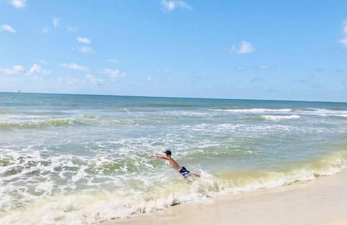 Dauphin Island Casa | Pet Friendly Tranquil Cottage with Fire-Pit and Seasonal Hot Tub Sept-March Minutes to BEACHES