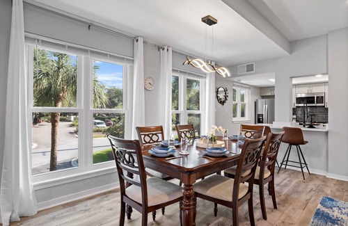 Shelter Cove Condominio | Pet Friendly- Palmetto Dunes-Shelter Cove-Neptune-Luxury Villa