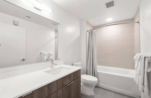NoMa Hotel | Pet-friendly w/ Play Area | near Capitol Hill | Mins from Union Station