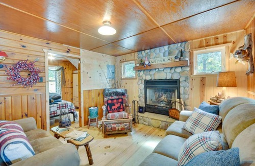 Minong Casa | Pet-Friendly Waterfront Minong Cabin with Fire Pit