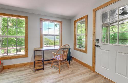 Waynesville Casa | Pet-Friendly Waynesville Cabin with Deck and Mtn Views