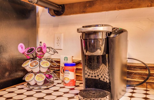 Wimberley Cabaña | Pet-friendly Wimberley Cabin w/ Fire Pit & Hot Tub