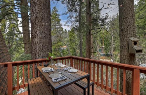 Arrowhead Villas Casa | Pet & Kid Friendly Cozy Cabin, BBQ, Firepit, Outdoor Dining, Forest Views