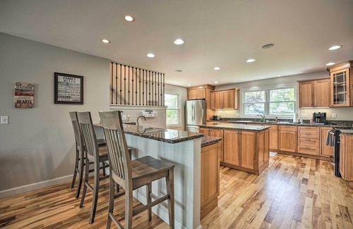 Grass Lake Casa | Pet-Friendly Grass Lake Retreat w/ Game Room!
