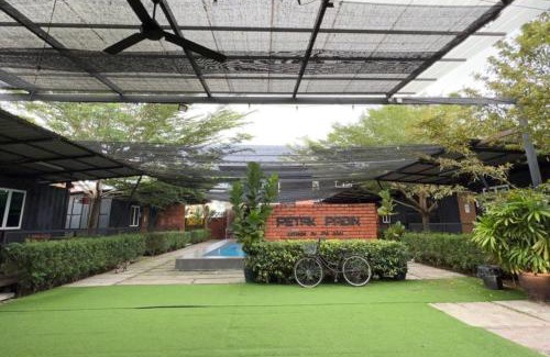 Permatang Tinggi Casa | Petak Padin Cottage by The Pool, Kepala Batas Penang