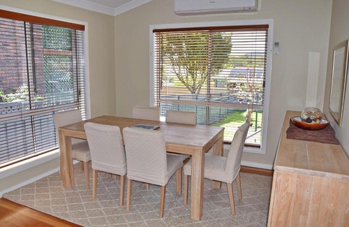 South West Rocks Casa | Pete's Place - Bring your own linen.