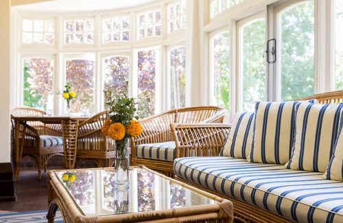Armidale Casa | Petersons Armidale Winery and Guesthouse