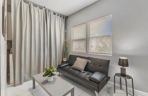 Meridian-Kessler Apartamento | PetFriendly 2BR Convenient to Stadium&Downtown - ctd