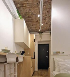 Old Town Apartamento | Petit Central Studio