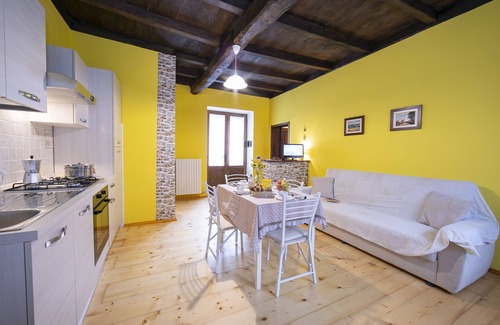 Brovello Apartamento | Petit Coeur Dans L' Ancien Village, Brovello Carpugnino, Italy